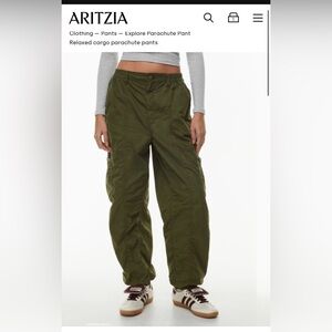 Tna cargos size medium